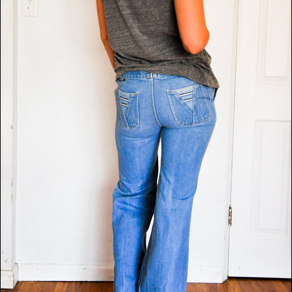 1970s High Waisted VICEROY long Hippie BOHO Bohemian Flare Wide Leg Bell Bottom Denim Jeans