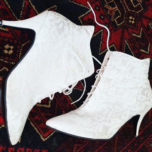 Vintage 1980s Lacey Studio 6 MADONNA White Lace Ankle Pointy Boots image 7