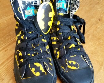 Awesome Vintage 1980s CHUCK TAYLOR Converse BATMAN Hi Top