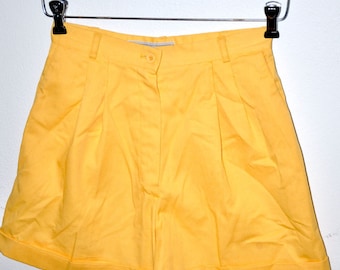 Awesome 1980s Bright Yellow Cuffed High Waist Shorts