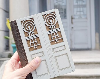 White Balkan Door Journal: Wooden Sketchbook, Wedding Guest Book