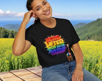 Camiseta unisex de estilo suave Rainbow Pride, camiseta de amor y aceptación LGBTQ+, ropa del Mes del Orgullo, camiseta con gráfico de corazón arcoíris, apoyo a la diversidad