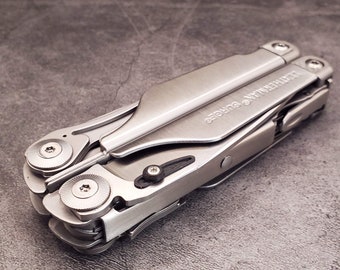 Dos pernos/barras/pestañas para el pulgar para Leatherman Surge - Herramienta Leatherman no incluida