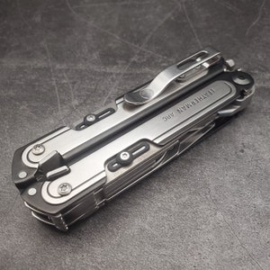 Two Thumb Studs / Bars / Tabs for Arc / Free P4/P2 - Leatherman tool not included