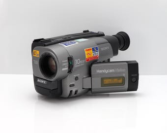 Sony Handycam CCD-TRV24E Camcorder Video-8 Camera Analogue 8mm Tape Video Camera