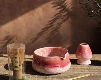 Ensemble de bols à matcha en céramique rose dégradé : cérémonie du thé japonaise