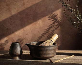 Set da matcha a spirale in bronzo dorato, ciotola chawan in ceramica realizzata a mano, regalo per la cerimonia del tè giapponese