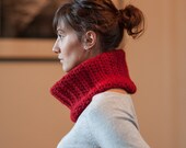 Red snood "Douceur" -  Baby Alpaca - Crochet