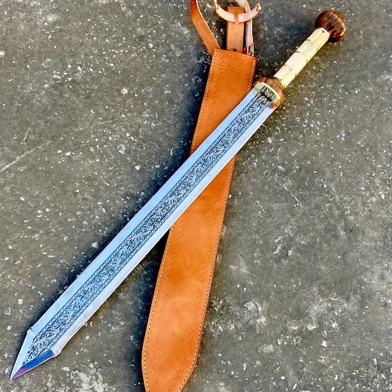 Historical Roman Gladius Sword with Sheath | Handmade Carbon Steel Blade, Wood Handle | Decorative & Collectible Gift for History Lovers