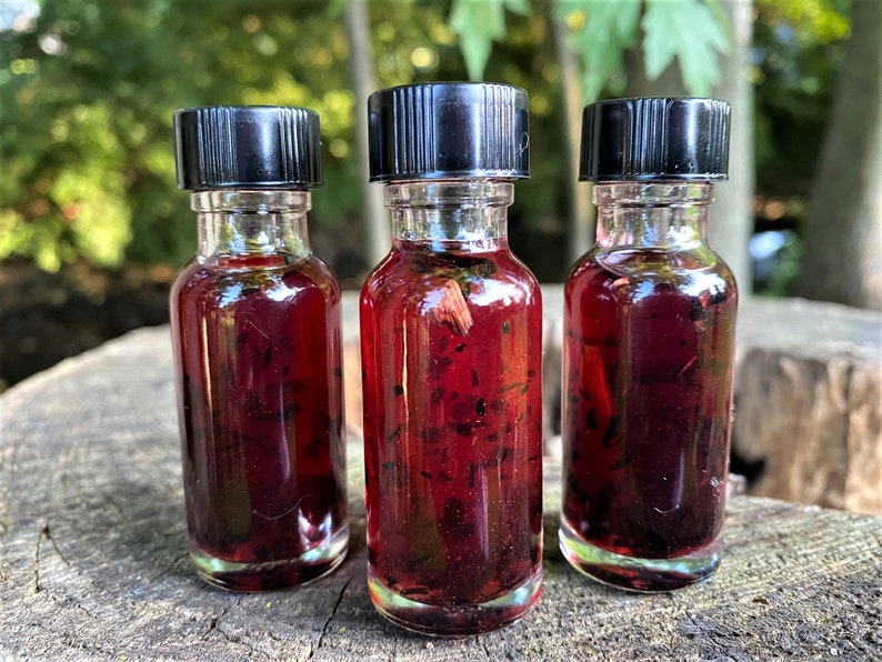 ALGIERS Red FAST LUCK Essential Oil Or Spray, Finances, Money Matters, Business, Personal, Love, Relationships, Witchcraft, High Vibration image 1