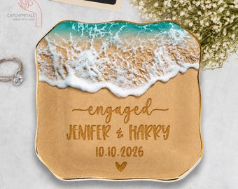 Wedding Gift for Couple, Ocean Wave Engagement Gift, Engagement Gift, Custom Name Jewelry Tray, Newly Engaged Ring Holder, Beach Couple Gift