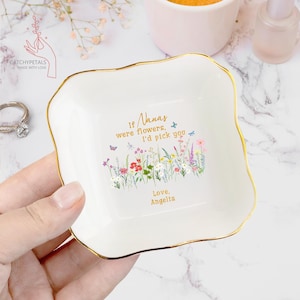 Custom Nanas Wildflower Jewelry Dish, Grandma Flower Ring Dish, Mothers Day Gift for Mom, Birthday Gift, Mom Ring Dish, Mother of Bride gift