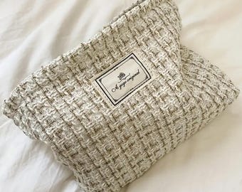 Makeup bag