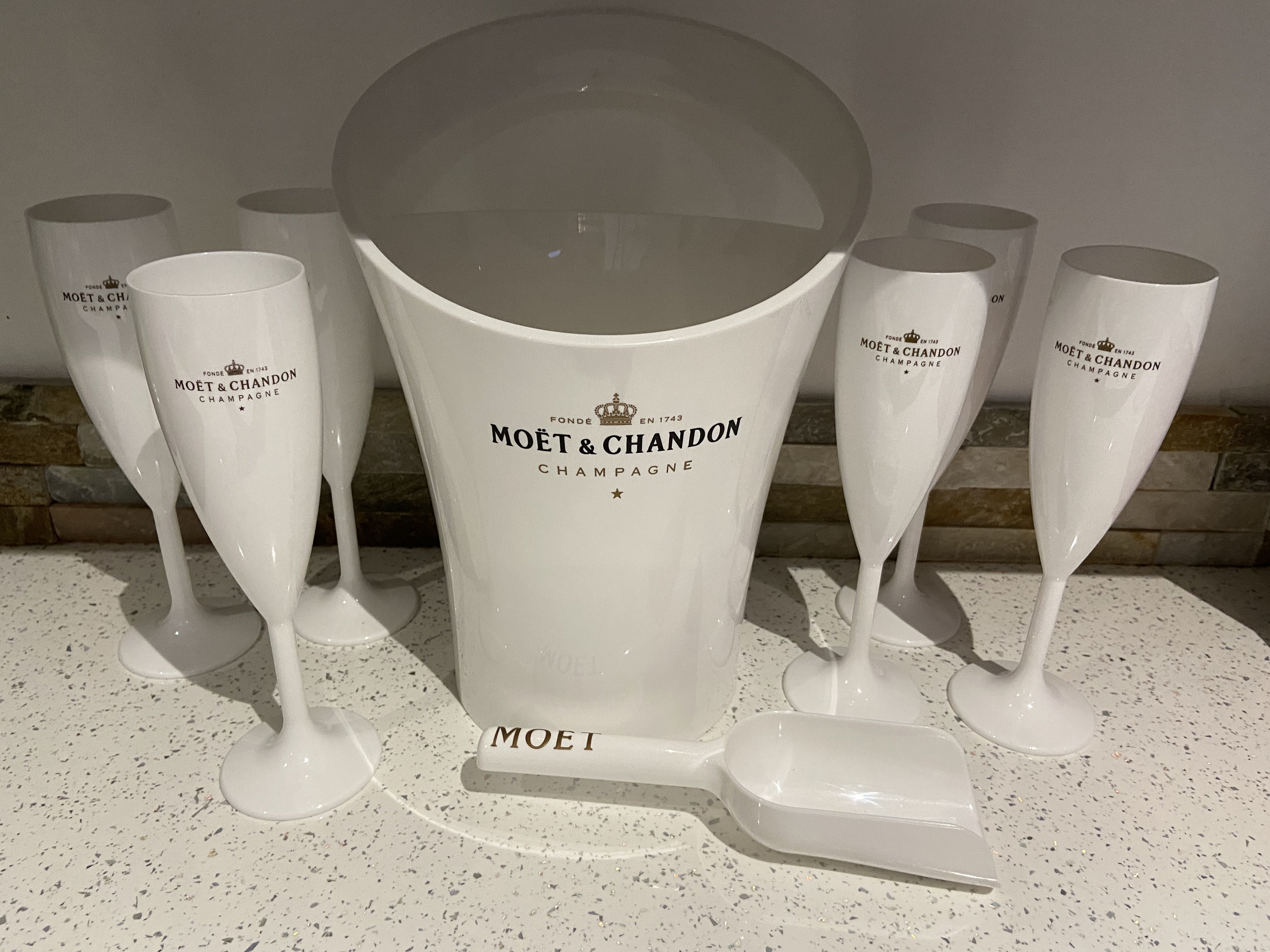 Moet ice cheap bucket