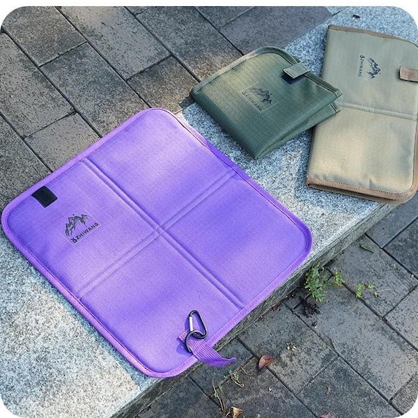 Coussin pliant de camping épaissi imperméable et résistant à l'humidité pour pique-nique en plein air, tapis de sortie de printemps pour pelouse