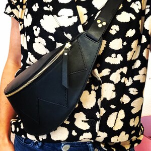Sac banane en cuir noir pour femme, cadeau d'anniversaire