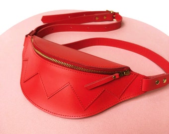 Petit sac banane en cuir rouge, sac banane La Lisette