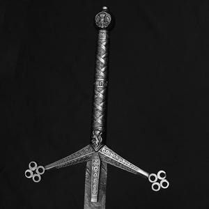 Custom made Damascus Steel Scottish Sword, Claymore Sword, Viking Sword, Tow Handed Scottish High Land Sword With Leather Sheath