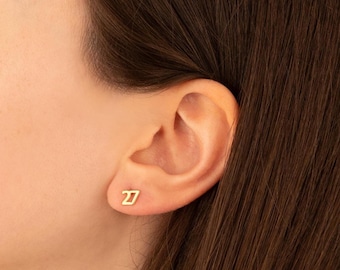 14K Gold Number Stud Earrings: Personalized Lucky Number