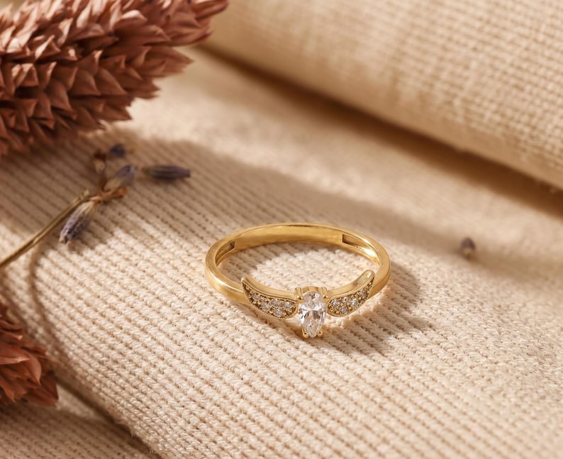 gold wing ring
simple promise ring
guardian angel ring
protection ring
angel wings ring
diamond angel ring
gold angel ring
tiny diamond ring
wedding ring
diamond wing ring
angel ring
angel wing ring
self-reminder gift
