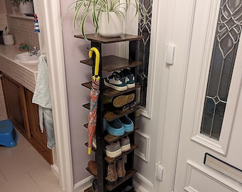 Zapatero alto de madera con ganchos: Torre vertical de 8 niveles para guardar zapatos, ideal para la entrada, el pasillo o la sala de estar.