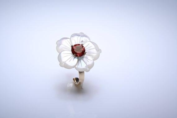 14K Yellow Gold Floral Ring with Mother of Pearl & 0.78 ct Red Garnet Gemstone CGL Certified Elegant Floral Jewelry Adjustable Band Ring