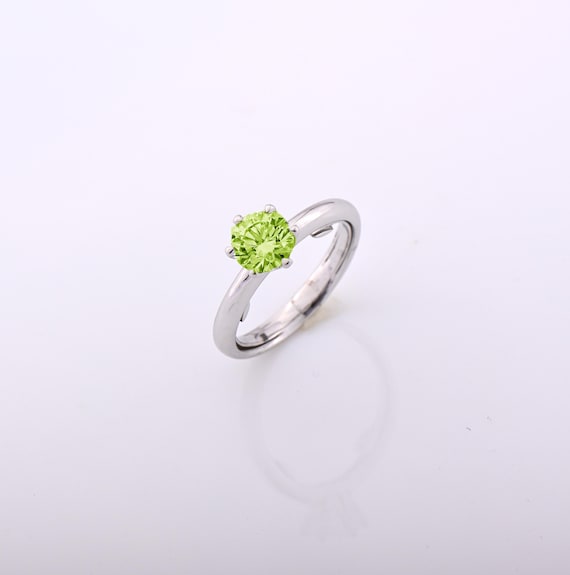 Peridot Solitaire Ring in White Gold | Green Gemstone Engagement Ring | Minimalist Birthstone Ring | August Gift | Spring Fit & Gift Box
