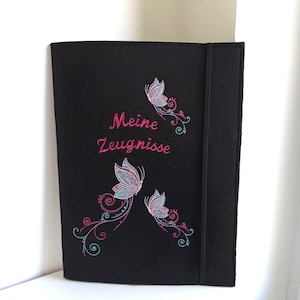Zeugnismappe Schmetterlinge mit Name bestickt für Mädchen, Zeugnishülle perfekt als Geschenk zur Einschulung oder Geburtstag personalisiert