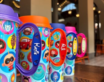 Alça magnética personalizada para copos reutilizáveis de resort | Suporte para copos com nome personalizado | Acessório para bebidas de férias