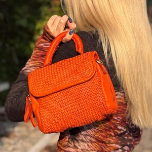 Soft Woven Italian Leather Bag, Small Crossbody Bag, Woven Leather Cross body Bag, Handmade Genuine Leather Handbag, Shoulder Bag, Bag Gift