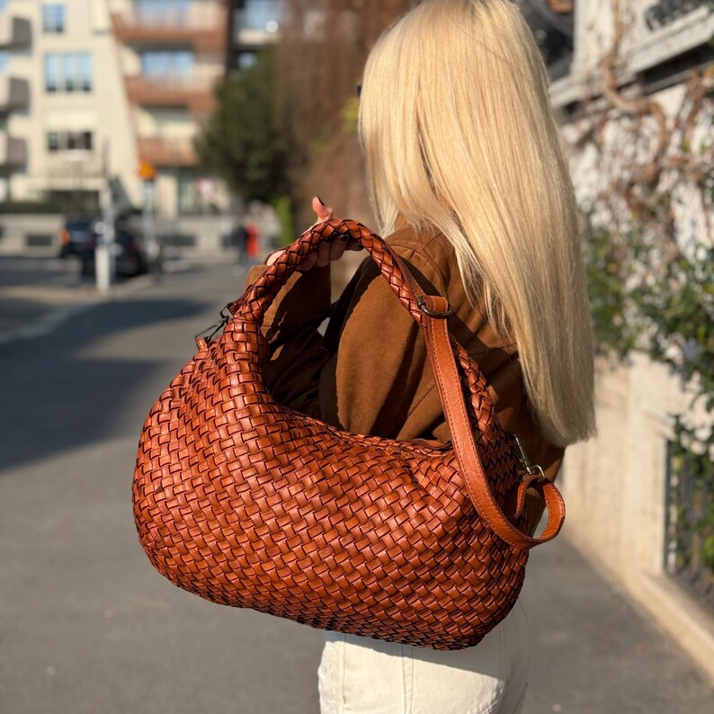 Soft Brown Woven Leather Hobo Bag - Slouchy Leather Shoulder Bag, Vintage Italian Leather Handbag, Woven Hobo Purse, Everyday Designer Tote image 5