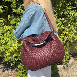 Soft Black Woven Leather Hobo Bag - Slouchy Leather Shoulder Bag, Vintage Italian Leather Handbag, Woven Hobo Purse, Everyday Designer Tote imagem 9