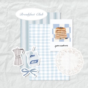 Peut inclure: Illustration à l'aquarelle sur le thème du petit-déjeuner. Elle présente une pile de crêpes aux myrtilles, une cafetière, un carton de lait et un nœud. Les mots "Breakfast Club" et "pancakes" sont également présents.