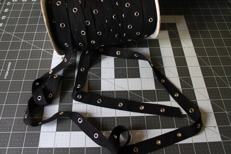 3/4 20mm Black Eyelet Tape with Nickle eyelets BY THE YARD image 1