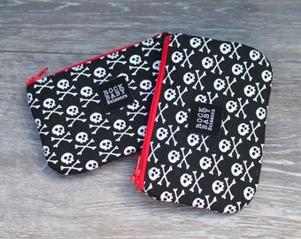 Skulls and Crossbones Coin Purse | zipper pouch | change purse | Halloween