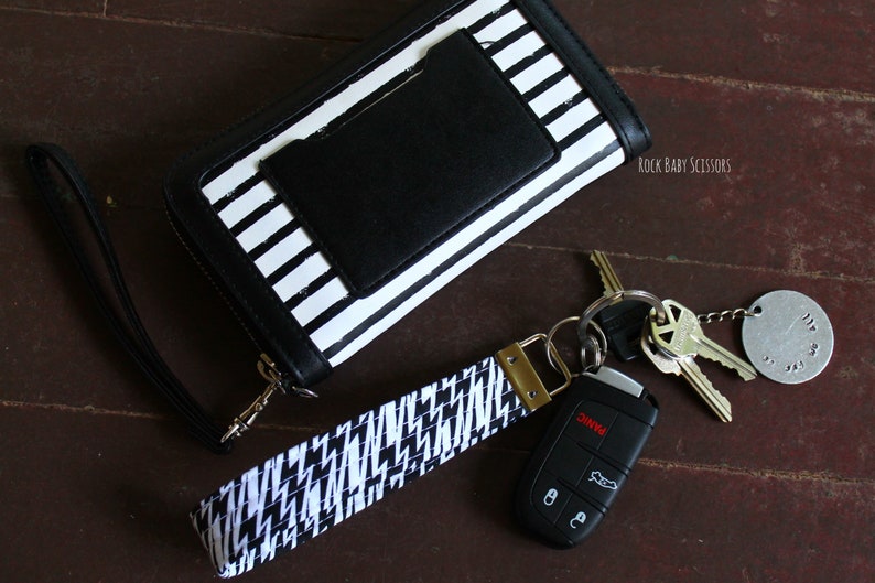 Pink Ribbons Key Fob Key Chain Wrist Strap image 4