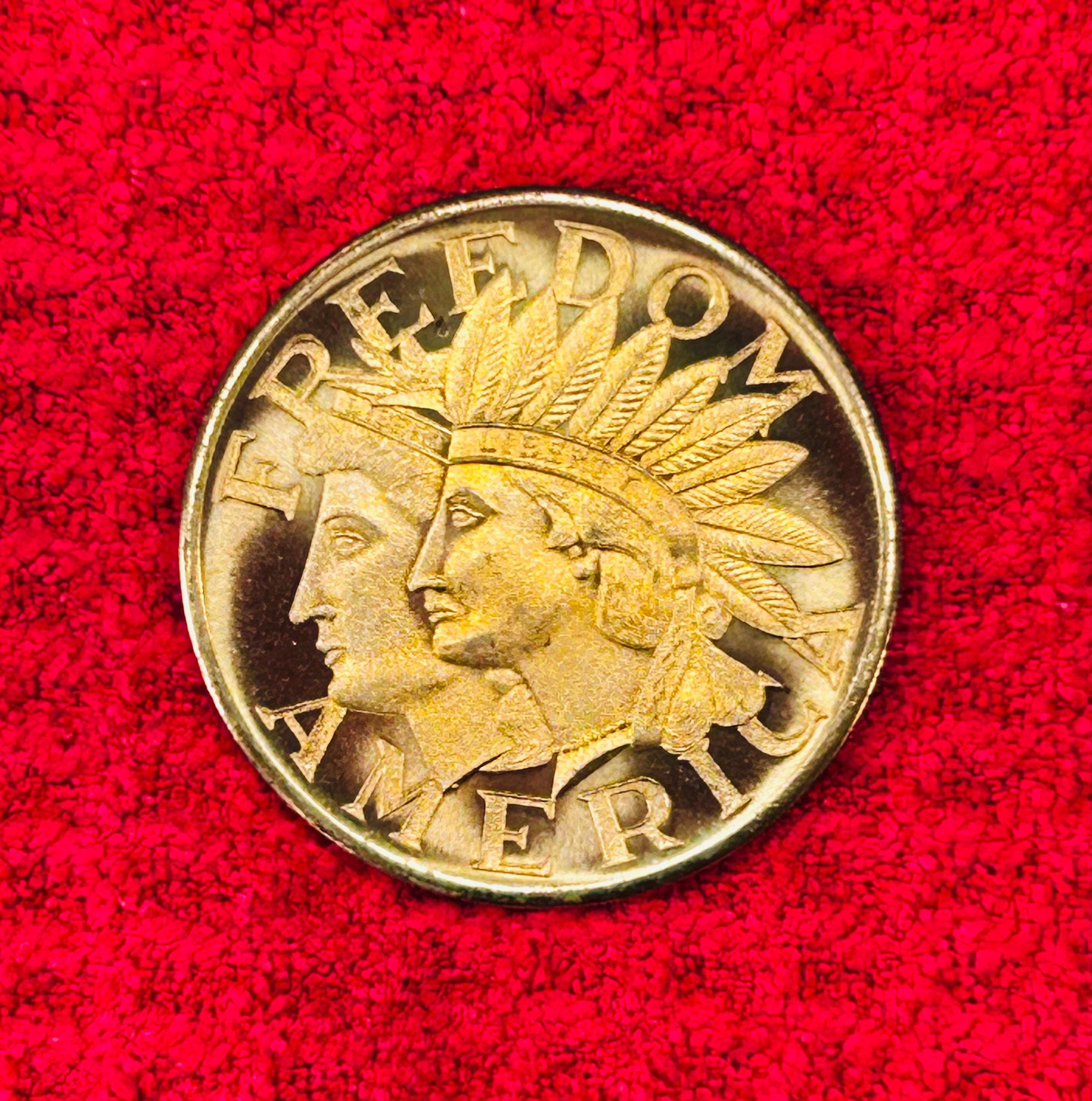 レア！60s〜70s アメリカアンティーク鷲イーグル油彩絵画　USAヴィンテージ 1970 Freedom America Souvenir Medallion – Metal Arts Co. Rochester