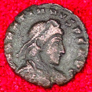 Gratian Roman Bronze Coin: 367-375 AD, Siscia Mint