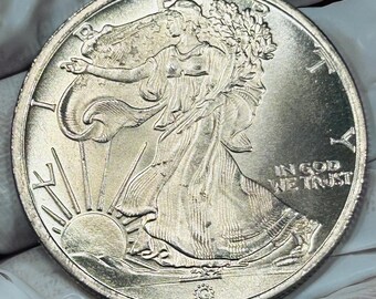 thumbnail image 2 of 1 Troy Oz Copper Coin – Great White Bullion Australian Blue Tongue Lizard 2 of 12