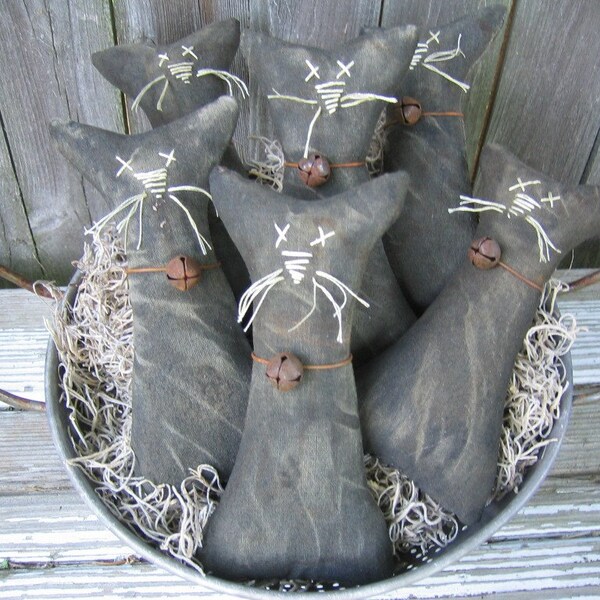 Primitive KITTENS Black Cats Ornaments