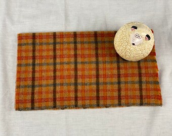 Marmalade, yellow & orange plaid mill dyed fat 1/4 yd 100% wool for rug hooking, applique, penny rugs, quilting