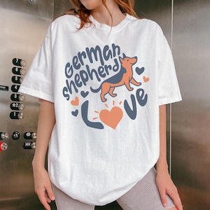 German Shepherd Love T-shirt, German Shepherd Dog Tee, Pet Lover Gift, GSD Mom Apparel, Gifts for German Shepherd Owners, Retro GSD Shirt