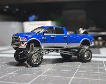 1/64 Custom Blue 2018 RAM 3500 on Silver Papis Garage Lift Kit