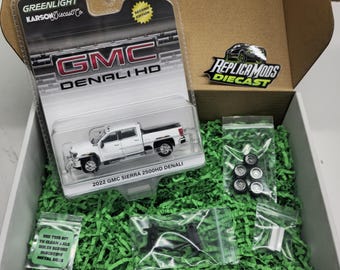 White 2022 Sierra 2500HD - RMD Easy Build Box