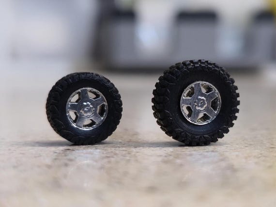 Set of 1/64 99-07 Silverado 1500 Wheels with Stock Tires or Nitto Mud Grapplers