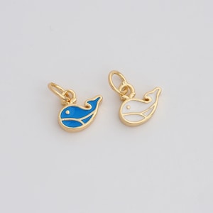 Dijes de ballena esmaltados en oro de 18 quilates con forma de ballena, rellenos de oro, para pulseras, collares y bisutería (12 x 9,6 x 2 mm)
