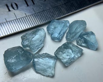 31 CRTs Mozambique Aquamarine Rough Lot, Facet Grade