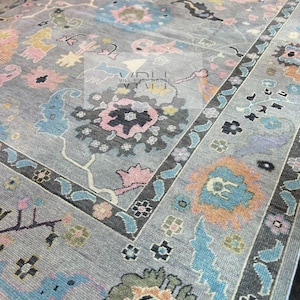 Oushak rug muted 8x10/9X12/10x14 Turkish knot rug Hand-knotted Vintage Antique Oushak Wool Area Rug for Living Room, Dining room.