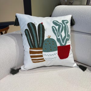 Punch Nadel bestickter Kissenbezug, handgefertigtes strukturiertes Kissen, wurfkissen, gemütliches Wohndekor, einzigartiges Geschenk, weiches Textilaccessoire, Dekoration