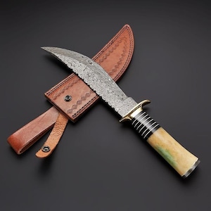 Handmade Damascus Steel Hunting Knife: Camel Bone Handle, Leather Sheath